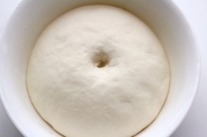 cach-lam-banh-bao-chay-khong-nhan-3