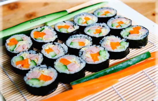 cach-lam-com-cuon-han-quoc-2 cach-lam-com-cuon-han-quoc-2