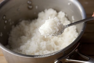 cach-lam-com-tron-han-quoc-don-gian-5