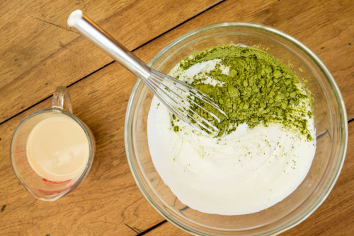 cong-thuc-lam-mat-na-tu-bot-tra-xanh-cho-cac-loai-da-1