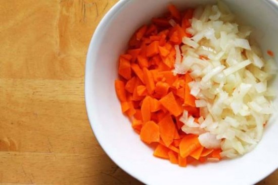 cach-lam-nem-hai-san-ngon-2