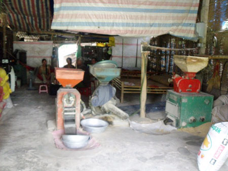 Nhà máy xay xát chế biến gạo