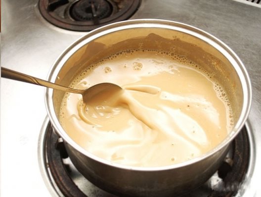 cach-lam-banh-flan-cuc-don-gian-bang-noi-com-dien-7