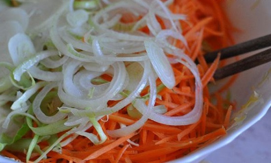 cach-lam-goi-ga-bap-cai-thom-ngon-ngay-ngat1