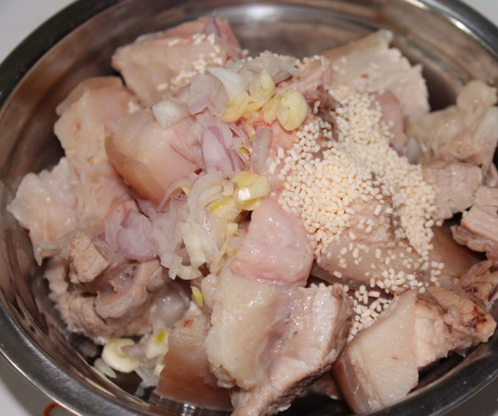 meo-lam-thit-kho-tieu-ngon-dung-vi-3
