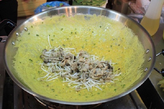 cong-thuc-lam-banh-xeo-tuyet-ngon3