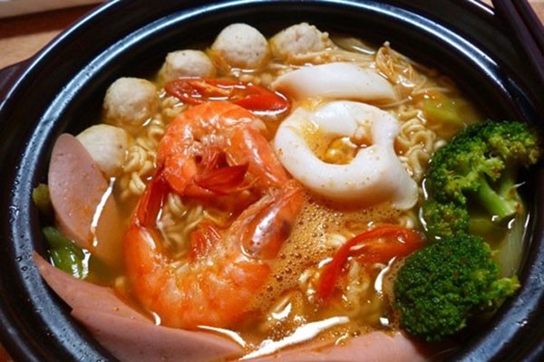 huong-dan-lam-mi-cay-han-quoc-ngay-tai-nha-cuc-ngon5
